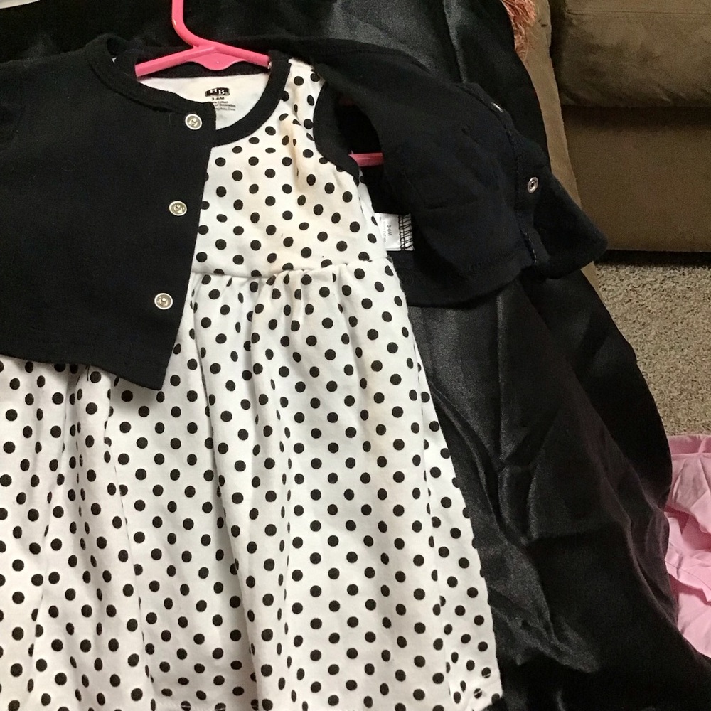 HB really cute 2 piece little dress w/ sweater size 3-6 months